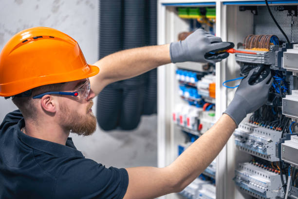 Best Affordable Emergency Electrician  in Bedford, OH
